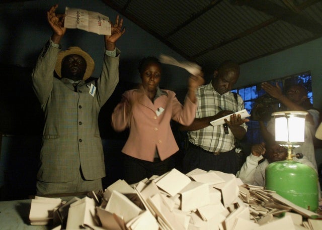 Counting of votes started on the evening of December 27 and carried on throughout the following day.  The parliamentary elections proceeded smoothly. In the presidential race Raila Odinga of the Orange Democratic Movement took an early lead in the count. But then the counting and tallying was beset by delays and the governmental Electoral Commission of Kenya was besieged with complaints. © 2007 Reuters
